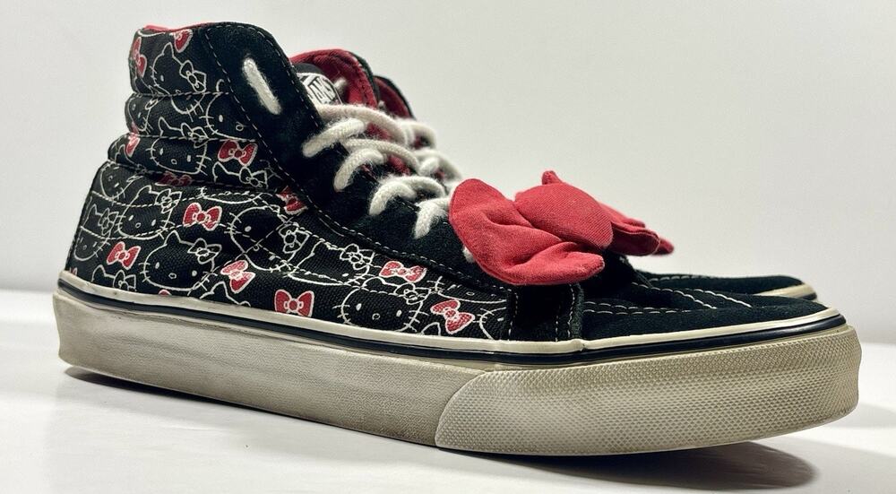 Vans x Hello Kitty Sk8-Hi Sanrio 40th Anniversary Black Red Bow Womens 7.5